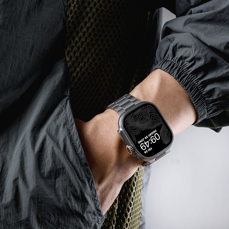 Apple Watch Titanium Magnetic Band – Luxury Edition