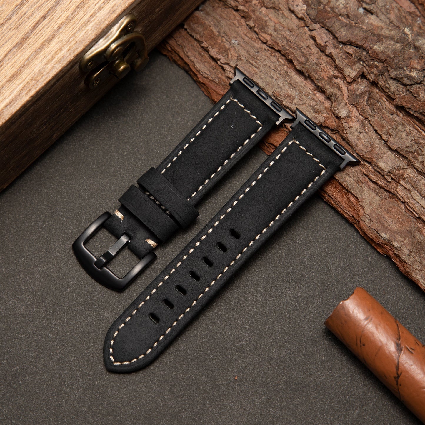 Classic Leather Apple Watch Band for Men – Timeless and Elegant Design