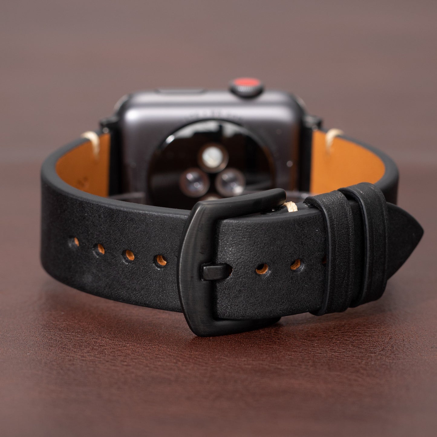 Premium Men’s Apple Watch Leather Band – Elegant Design for Everyday Wear