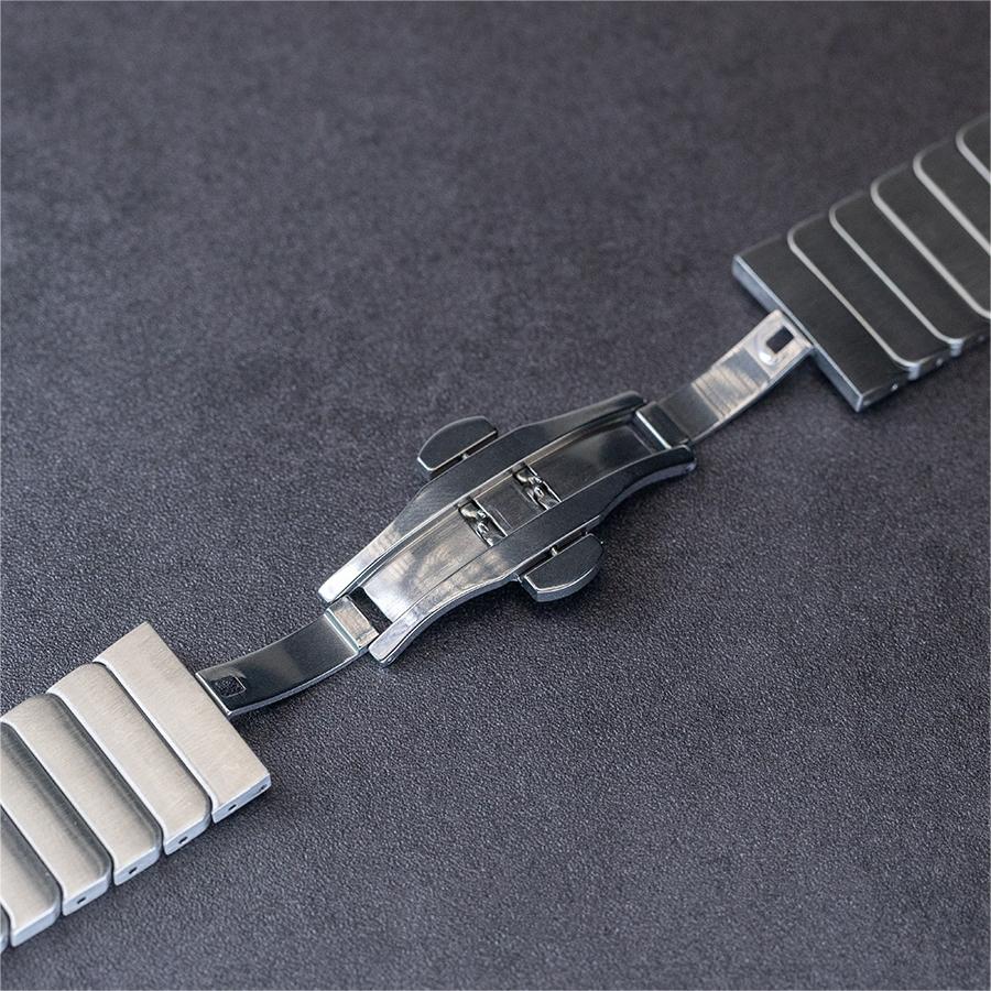 Correa de acero inoxidable prémium para Apple Watch de hombre – Elegante cierre de mariposa