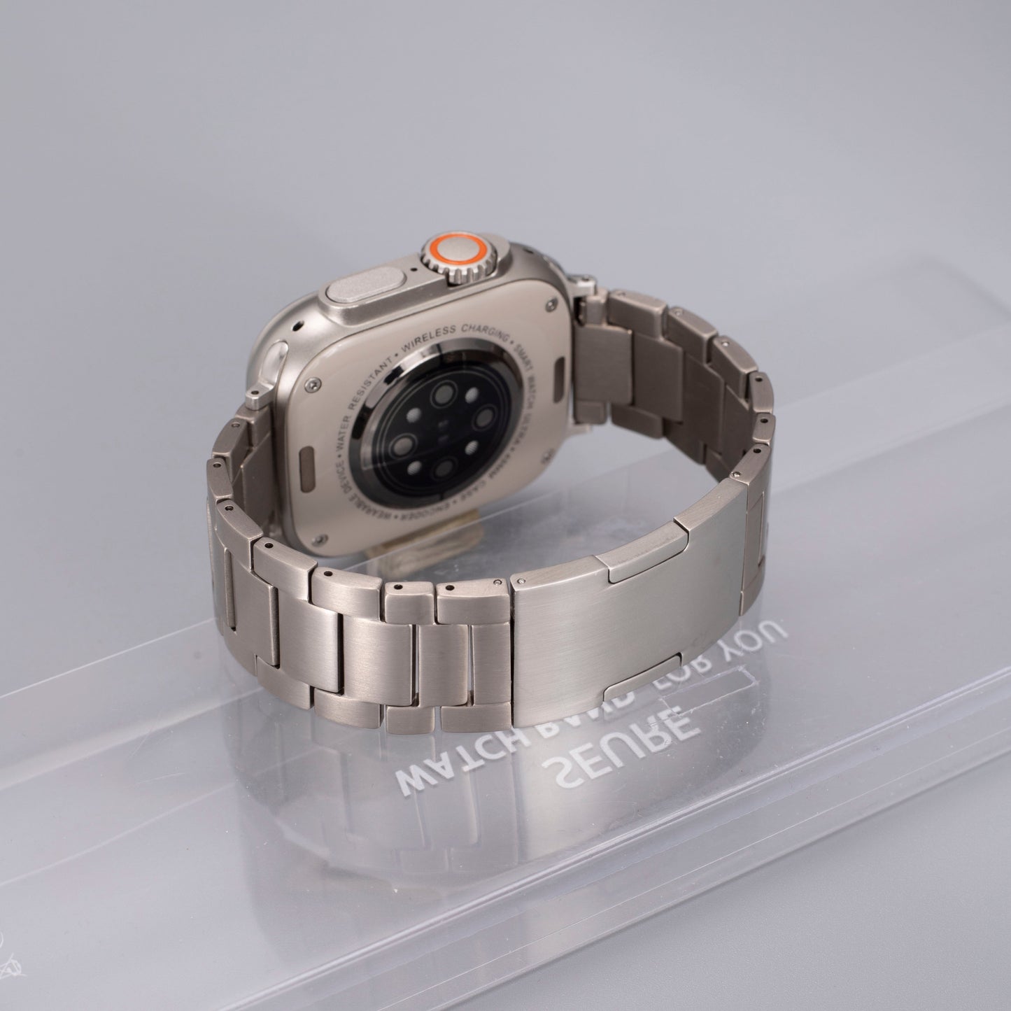 Men’s Titanium Apple Watch Band – Premium Design with Everyday Durability