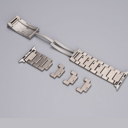 Men’s Titanium Apple Watch Band – Premium Design with Everyday Durability