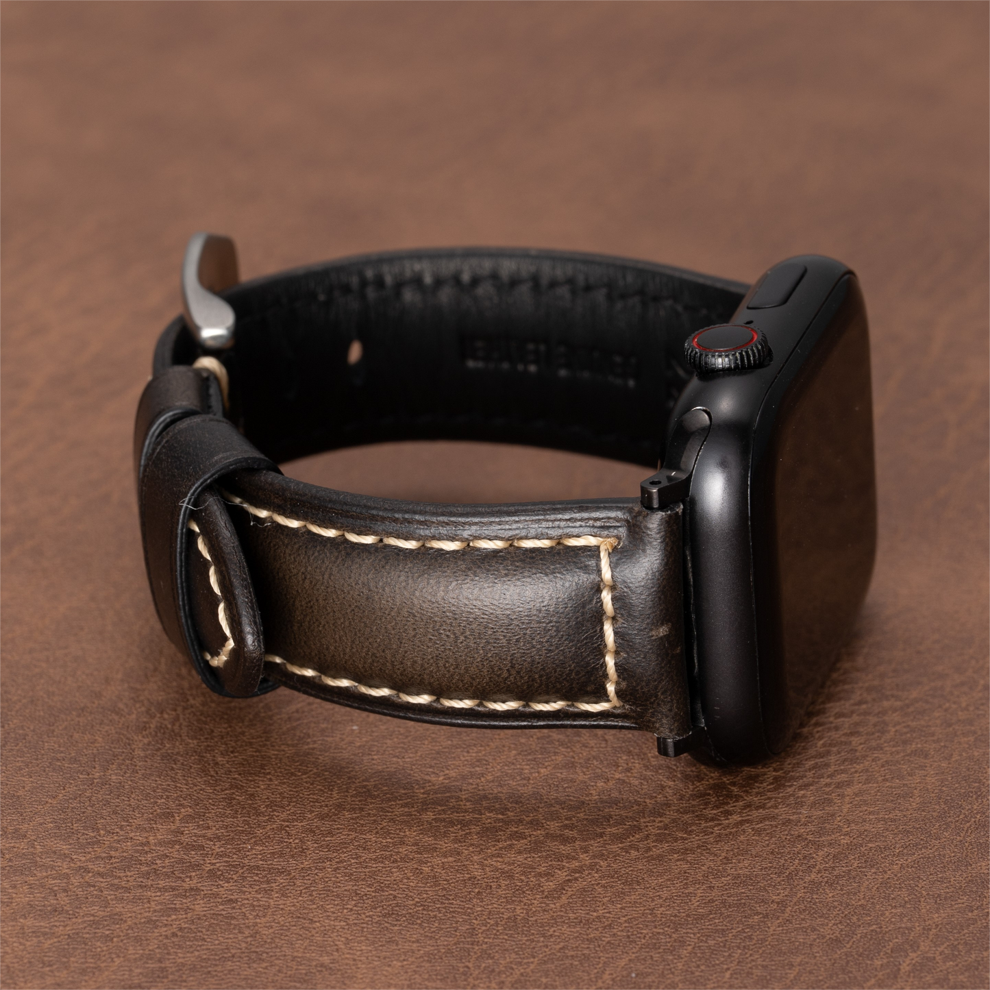 Men’s Apple Watch Leather Strap – Affordable Luxury with Premium Comfort