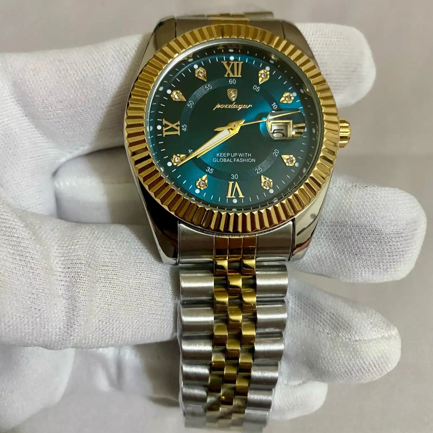 Montre Poedagar Héritage 1968 bleu main